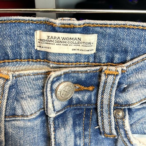 Zara Premium Jeans Collection blue distressed cropped jeans size 34/ US 2 - Picture 2 of 4
